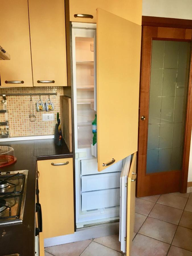 Casa Delfino - Appartamento Centro Storico A Due Passi Dalla Spiaggia & Mare, Porto & Ferrovia Civitavecchia Exterior foto